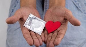 Curso en EIS para pares, replicadores, docentes, profesionales de la salud y parteras